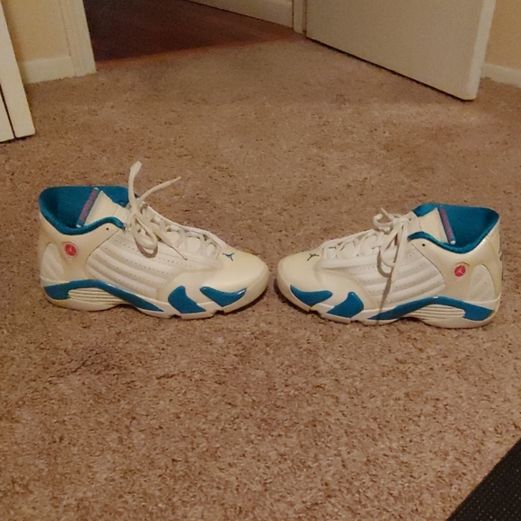 Jordan Shoes - Girls Air Jordan 14 Retro